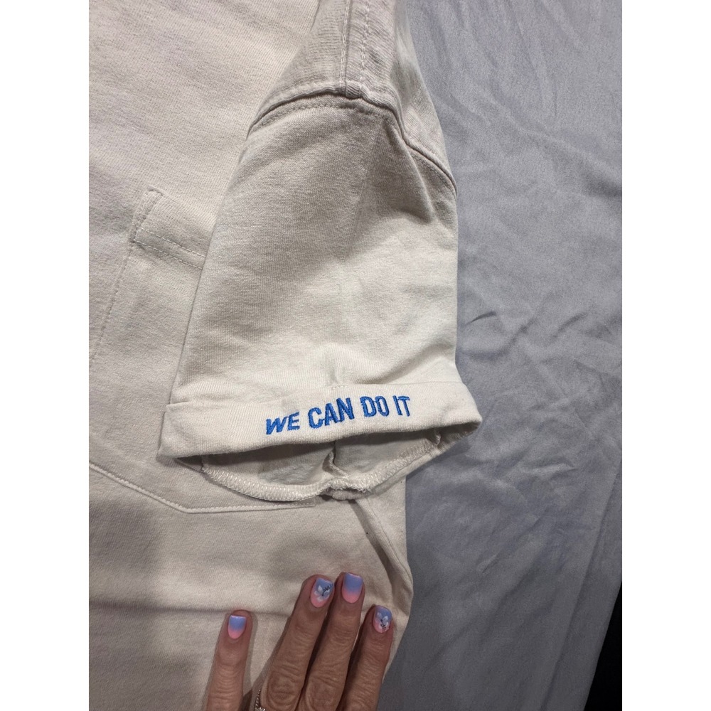 Carhartt Rosie the Riveter Pocket T-Shirt Cream Loose Fit Small S Womens Graphic - Picture 4 of 7